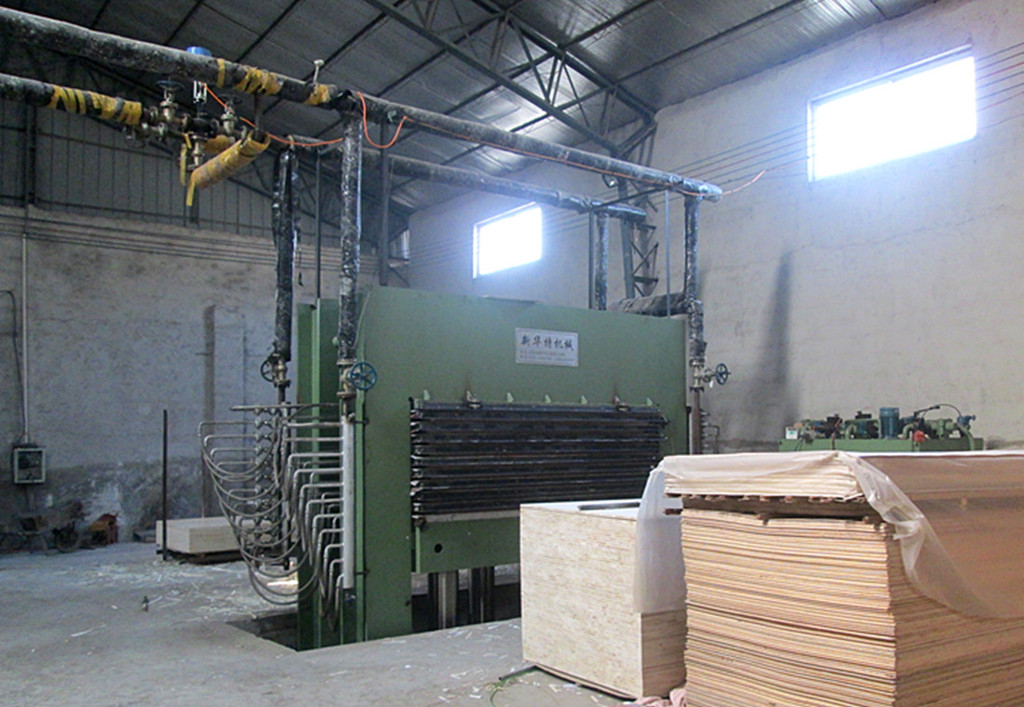 啄木鳥木業 生產 高質量刨花板貼面